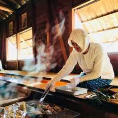 日本三重縣伊勢志摩 | 炭烤龍蝦/鮑魚/海螺海鮮料理 | 海女小屋體驗設施 Satoumian