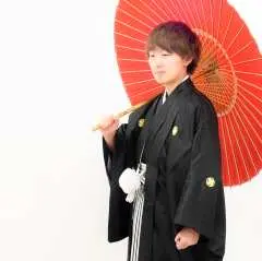 [Special discount] Asakusa Kimono Rental Daikichi Men's Montsuki Hakama plan reservation with dressing (Tokyo)