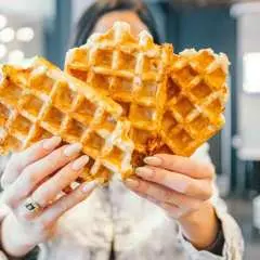 Bruges: Traditional Food Group Walking Tour|Belgium