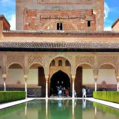 Alhambra and Nasrid Palaces Guided Tour with Tickets|Spain