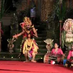 Legong Dance Show Tickets at Ubud Palace Bali | Indonesia