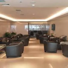 桂林兩江國際機場(KWL) | Terminal 2 | First Class/Business Class Lounge (Intl) | 貴賓室服務