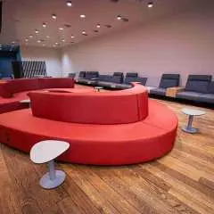 施韋夏特國際機場(VIE) | Terminal 3 | Austrian Business Lounge (Schengen) | 貴賓室服務