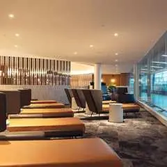 卡加利國際機場(YYC) | Domestic Terminal, Concourse B | Elevation Lounge | 貴賓室服務