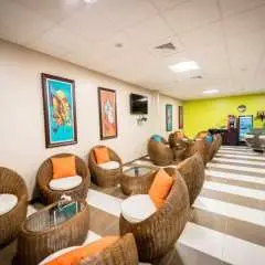 埃爾凱蒂國際機場(AZS) | Terminal A | Sala Jade | 貴賓室服務