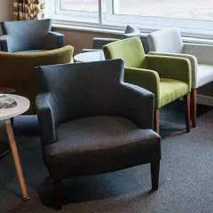 艾克希特機場(EXT) | Main Terminal | Executive Lounge | 貴賓室服務
