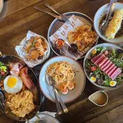 T-REX'S GASTROBAR | 吞武里