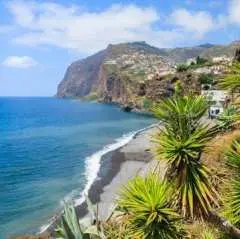 Funchal, Câmara de Lobos and Cabo Girão hop-on hop-off 3 in 1 bus