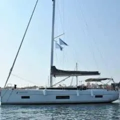 Cascais private cruise with a welcome drink