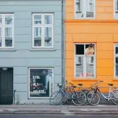 90-minute Copenhagen photo walk with local guide