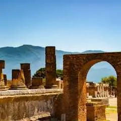 Pompeii 2-hour private guided tour with an archaeologist