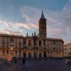 Santa Maria Maggiore and Liberian Museum small group tour
