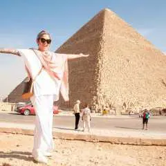 Cairo: Pyramids, Bazaar & Museum with Female Guide|Egypt