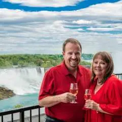 Niagara Falls: Guided Portraiture Tour with Boat Ride|Canada