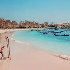Pink Beach and Southeast Gili Islands Tour – Full Day