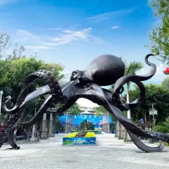 ตั๋วเข้าชม Xiamen Gulangyu Underwater World | พิพิธภัณฑ์สัตว์น้ําขนาดใหญ่ในพื้นที่ท่องเที่ยวระดับ 5A สํารวจพระราชวังใต้น้ําสีฟ้า