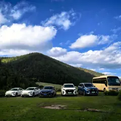 4-Day Family-Themed Tour of Shangri-La by Private Charter Car