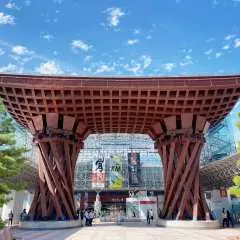 Two-Day Private charter car Tour: Shirakawa-go Gassho-zukuri Village + Hida Takayama Old Town + Kanazawa Kenrokuen Garden + 21st Century Museum of Contemporary Art + Omi-cho Seafood Market + Higashi Chaya-gai (East Chaya Street) 2-Day Tour | Classic Shoryudo Route Departing from Nagoya