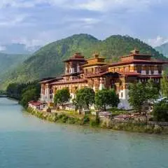 迷你團・不丹身心療癒 9 日|度母寺冥想禪修&美麗古都普那卡&虎穴寺|2人成行・專車不併團・不含機票