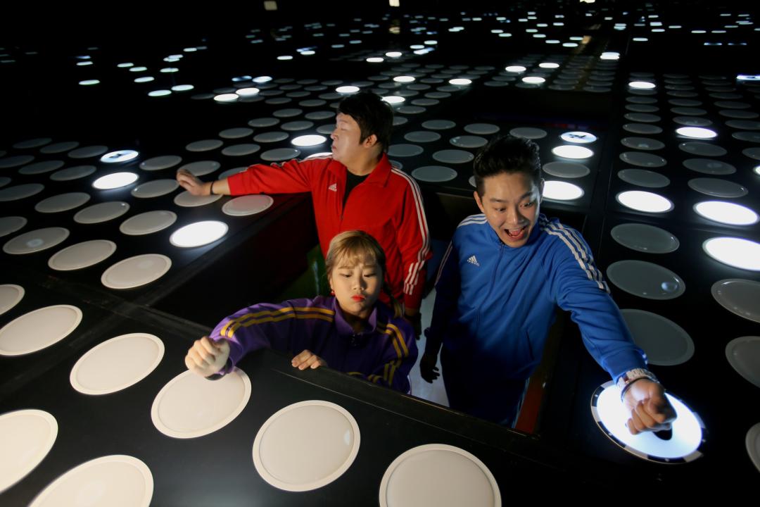 韓國首爾。一起去 Running Man 體驗館，挑戰自己的