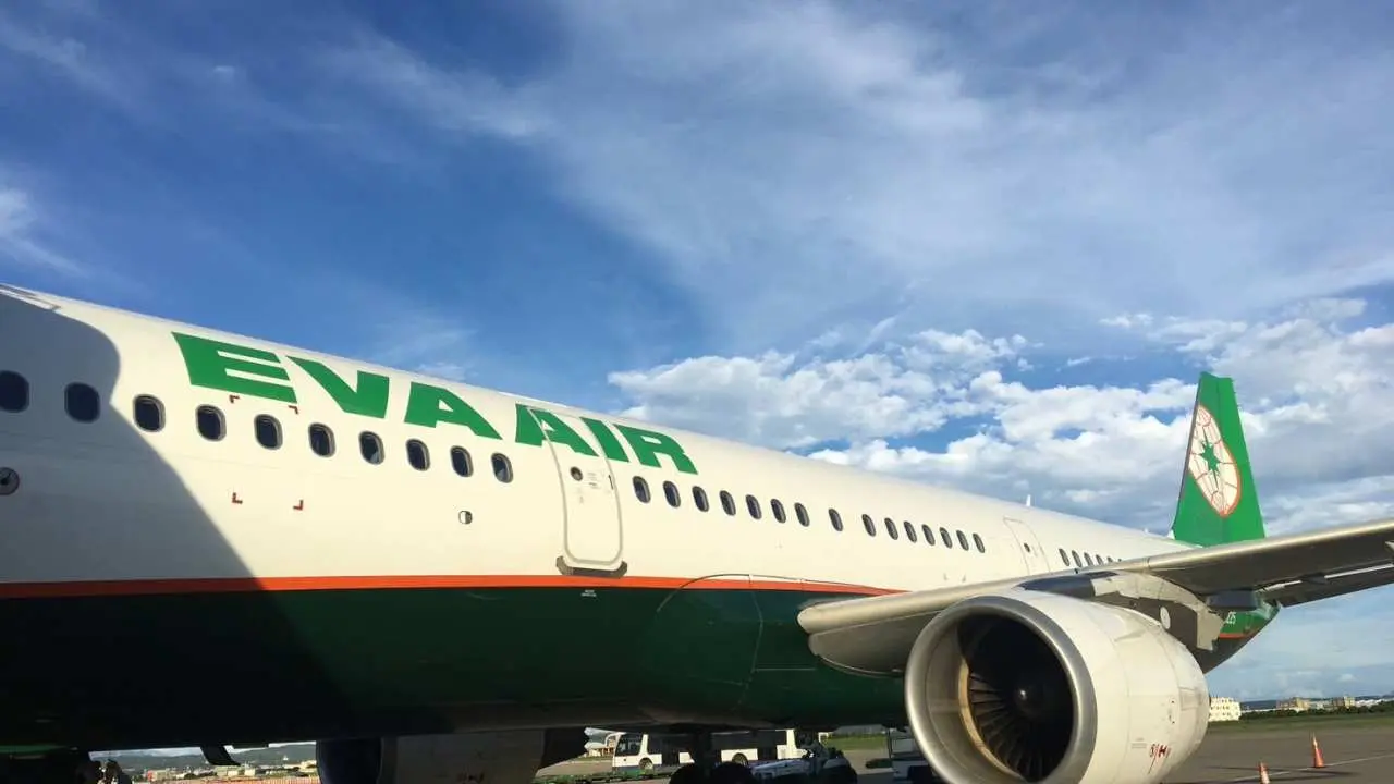 Taipei City, New Taipei City | Taoyuan Airport Private Car Transfer | One person only "Pick-up"