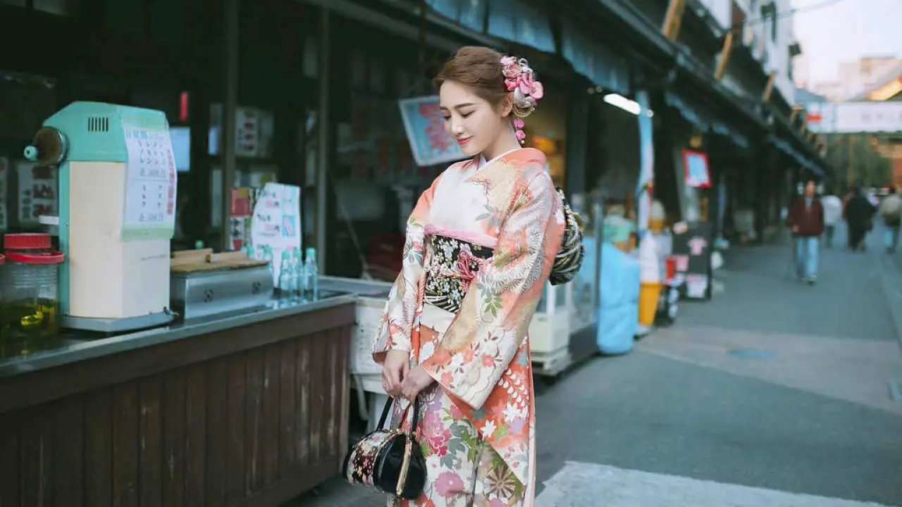 [Exclusive 30% off for Taiwan, Hong Kong, South Korea, and Southeast Asia] Asakusa, Tokyo, Japan | Traditional kimono experience/yukata rental & makeup photography service | Edo Japanese outfit studio Asakusa Ekimae store (KKday exclusive optional photography service)