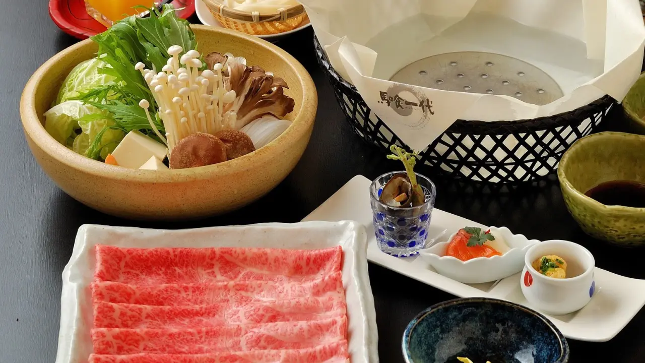 愛知縣、名古屋站週邊| 壽喜燒Saitobi Hida Gyu Shabusuki Ya Bakuro Ichidai(最飛び飛騨牛 しゃぶすき家 馬喰一代 名古屋WEST)|僅座位預訂