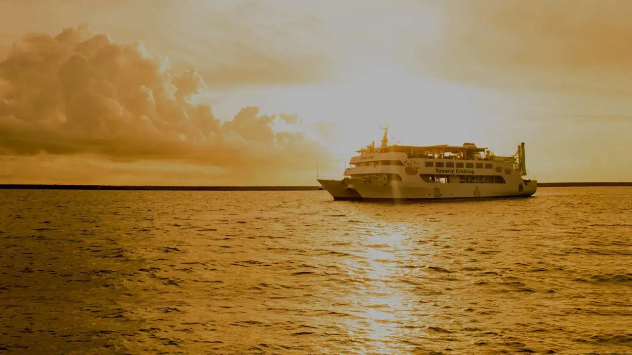 Okinawa, Japan | Moby Dick Cruise in Naha, Okinawa