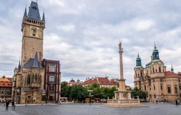 Prague walking tour with admission to the Astronomical Clock Tower