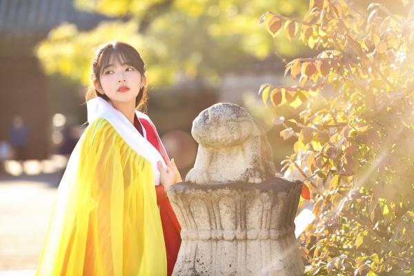 Hanboknam: Hanbok Rental at Changdeokgung Palace | Seoul