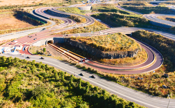 【KKday迷你團】童趣濟州 5 日專車不併團・全程無購物|桃園出發・6~10 人成行・德威航空