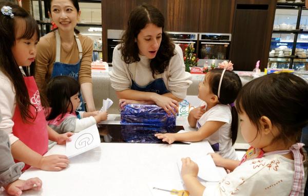 台北 |【英語親子手作DIY】【2-5歲】COOKING 料理 ABC | Kidchen Club 親子英語烘培教室