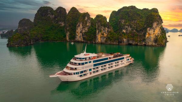 【越南】下龍灣豪華日間遊輪 Ambassador Cruise II + 自助午餐 + 自選會安出發河內接駁巴士
