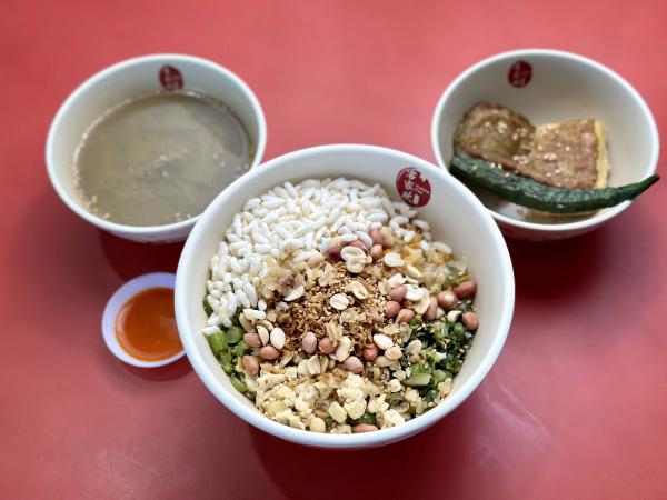 【KKday 推薦獨家套餐】Hakka Fun HamCha 和釀豆腐@Chinatown Complex |新加坡小販食品