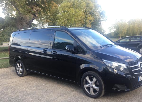 Customized Multi-Day Chartered Car DIY Trip in London & its Surrounding  UK