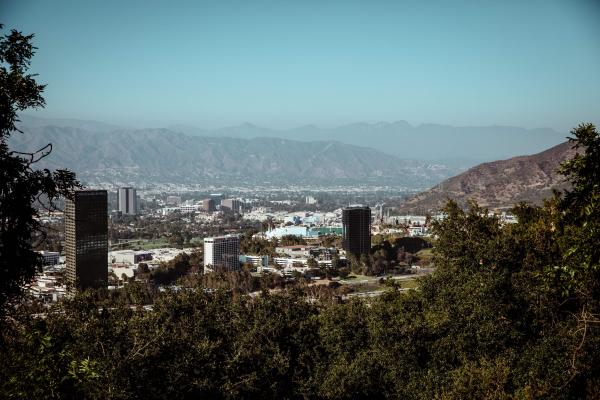洛杉磯半日遊|比佛利山莊、日落大道和好萊塢標誌