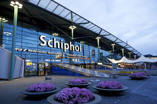 【Airport Pickup Service】|Amsterdam-Netherlands or surrounding Germany/Belgium/France|Customized Service|Special Car|