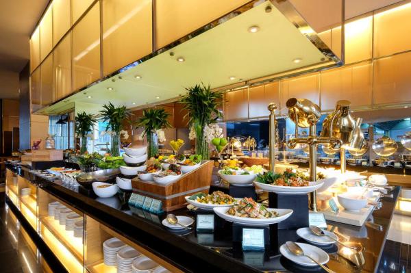 曼谷玻璃屋自助午餐和晚餐 @Eastin Grand Hotel Sathorn