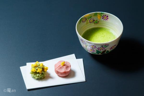 東京 自分で作るお抹茶+和菓子体験 中国語/英語ガイドへアレンジ可能