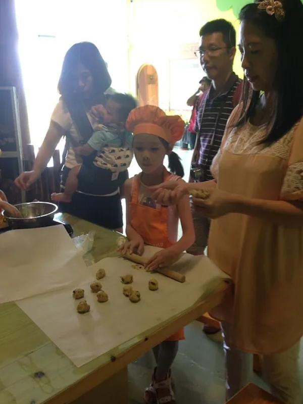 南投|山蕉巧克酥DIY體驗|Jijibanana集元果觀光工廠