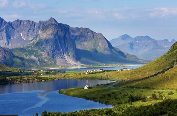 [Exclusive chartered car] Customized chartered one-day tour in and around Oslo, Norway with Chinese-speaking driver