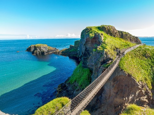 【歐洲旅遊】【秘境愛爾蘭、早鳥省3000】冰與火之歌、尋訪鐵達尼、天涯海角奇景、基拉尼國家公園10日