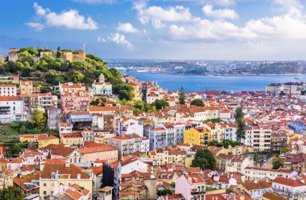 Special offer|[Exclusive private charter car] One-day private charter car tour with multiple routes including Lisbon, Augusta Arc de Triomphe, Sintra and Cabo da Roca in Portugal·Chinese-speaking driver special car·Customized itinerary