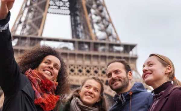 法國巴黎城市導覽一日遊 | 含塞納河遊船&艾菲爾鐵塔門票