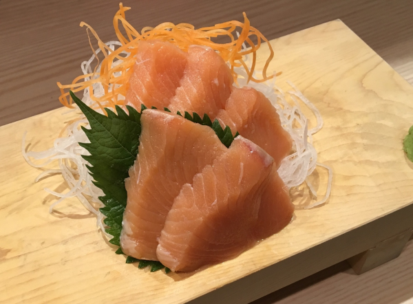 Iidabashi/Kagurazaka, Tokyo | Izakaya Robata Omoto(炉ばた 万年青 神楽坂店)| Seat Reservation Only