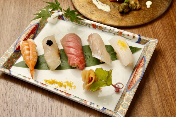 Osaka Prefecture Namba, Nihonbashi, Dotonbori | Teppanyaki Sakana To Sumi To Teppan To Tototo(魚と炭と鉄板と ととと)| Seat Reservation Only