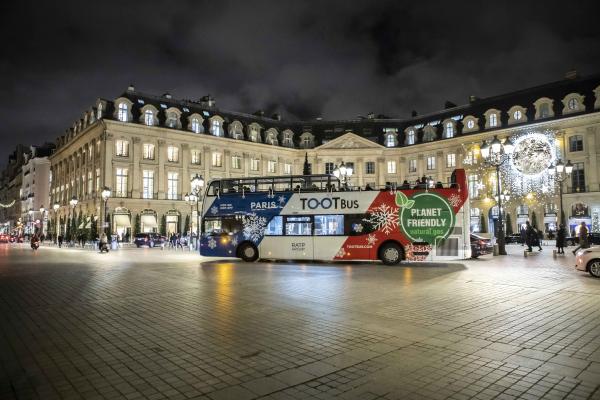 London Christmas Lights Tour by TOOTBUS
