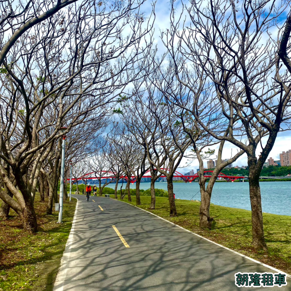 Taipei/New Taipei City Private charter car Tour (4/6/8 hours)