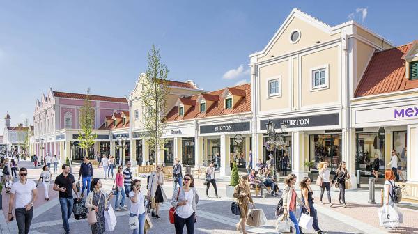 ตั๋วรถบัสรับส่ง McArthurGlen Parndorf จากเวียนนา | ออสเตรีย