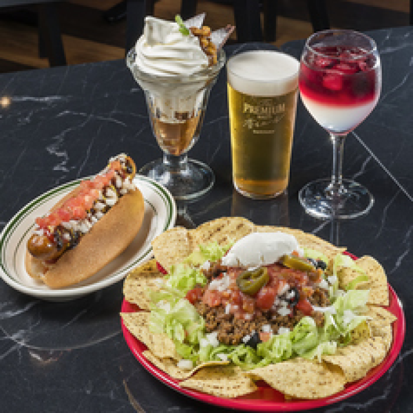 Osaka Station, Umeda, Shinchi, Osaka Prefecture | Dining Bar GiGO Arcade Café KITTE osaka(GiGO Arcade Café KITTE大阪)| Seat Reservation Only